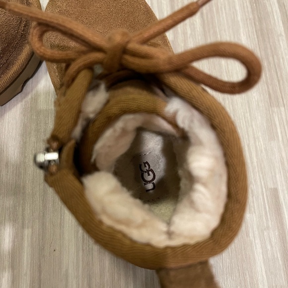 Neumel II UGG Boot - Picture 5 of 11